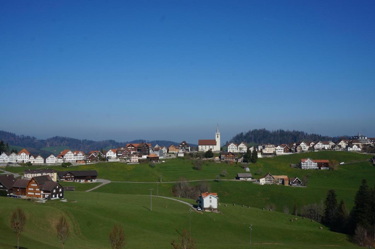 B&B Gaestehaus Roessli Schwellbrunn エクステリア 写真
