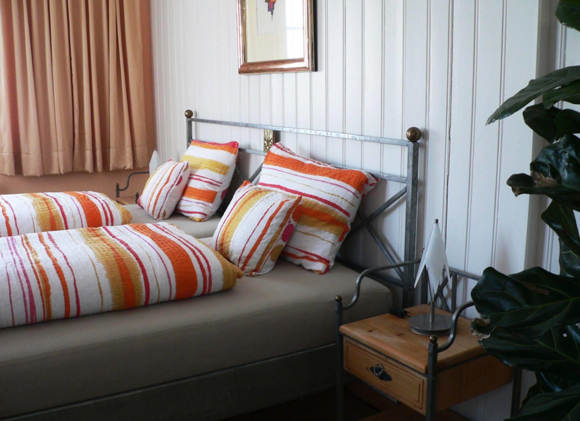 B&B Gaestehaus Roessli Schwellbrunn エクステリア 写真